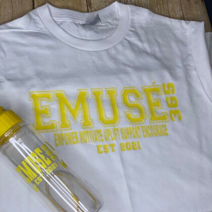 "Emusé365" t-shirtwith Water Bottle